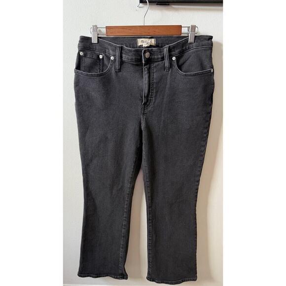 Madewell Denim - Madewell mid rise kick out jeans women's size 30